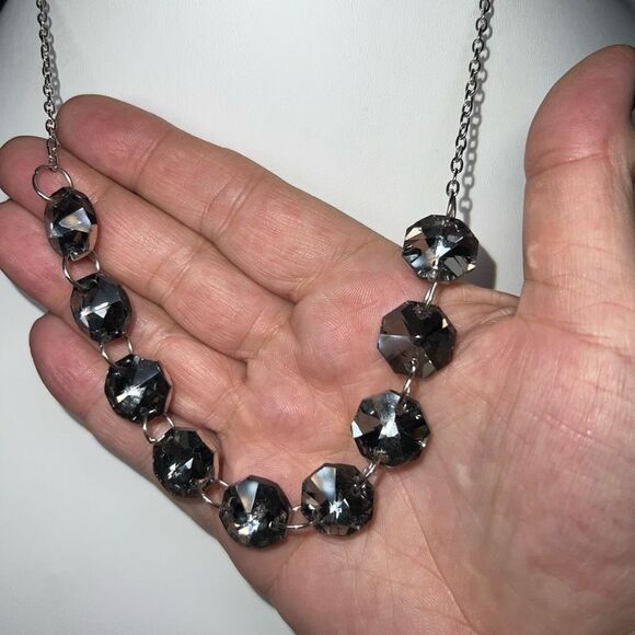 Gray Faceted Large Crystal Necklace - Picture 4 of 8
